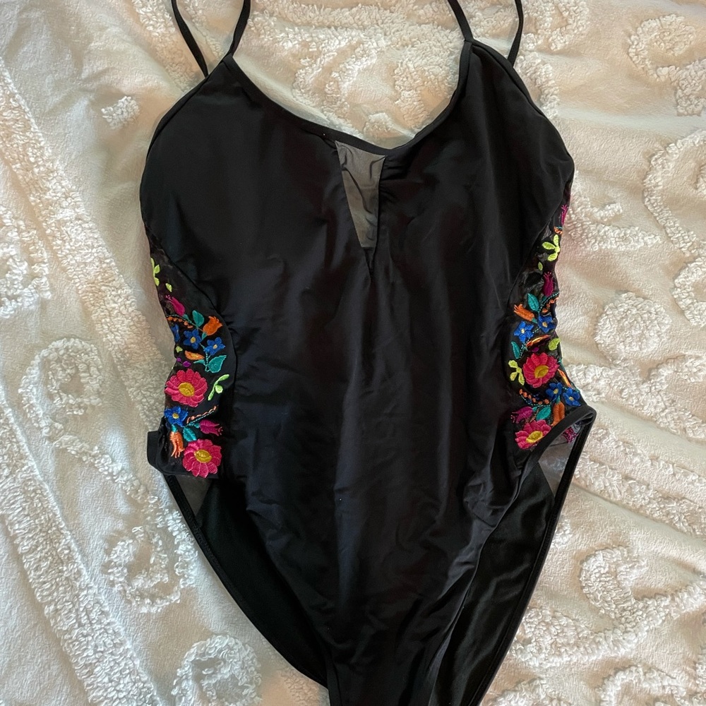 L Kenneth Cole Swimsuit